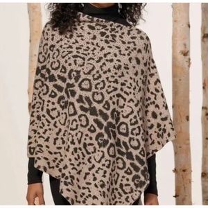 Soft Surroundings Animal Instincts Zebra Silver Studded Poncho Cape OS NWOT